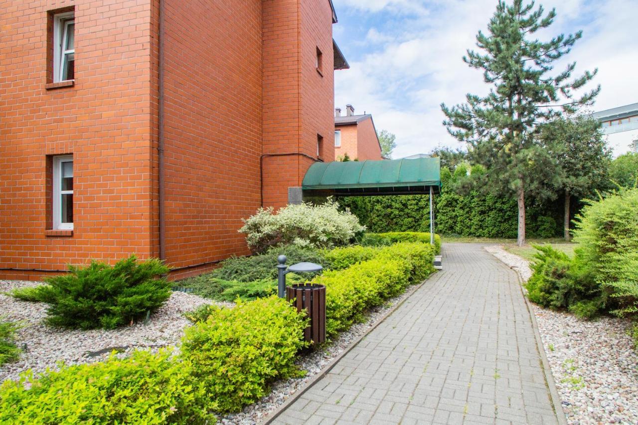 Warsaw Apartments - Apartamenty Sadyba Varsóvia Exterior foto